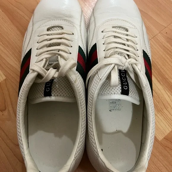 Gucci Sneakers - Picture 2 of 4